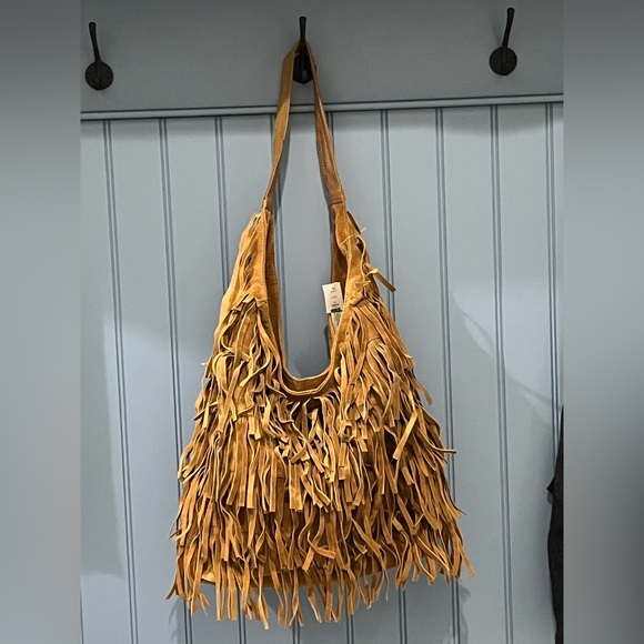 Top Shop suede fringe bag. - Picture 4 of 4